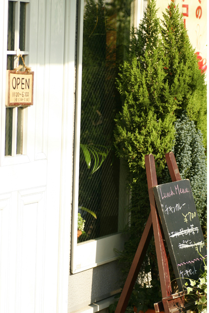 cafe8.jpg
