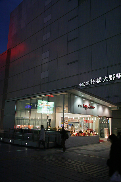 ekimae06.jpg