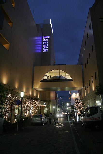 isetan03.jpg