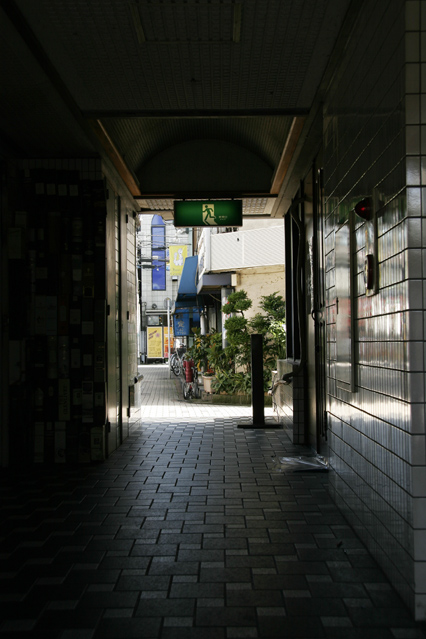 street01.jpg
